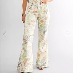 Wrangler wallflower wide leg jeans. Worn once